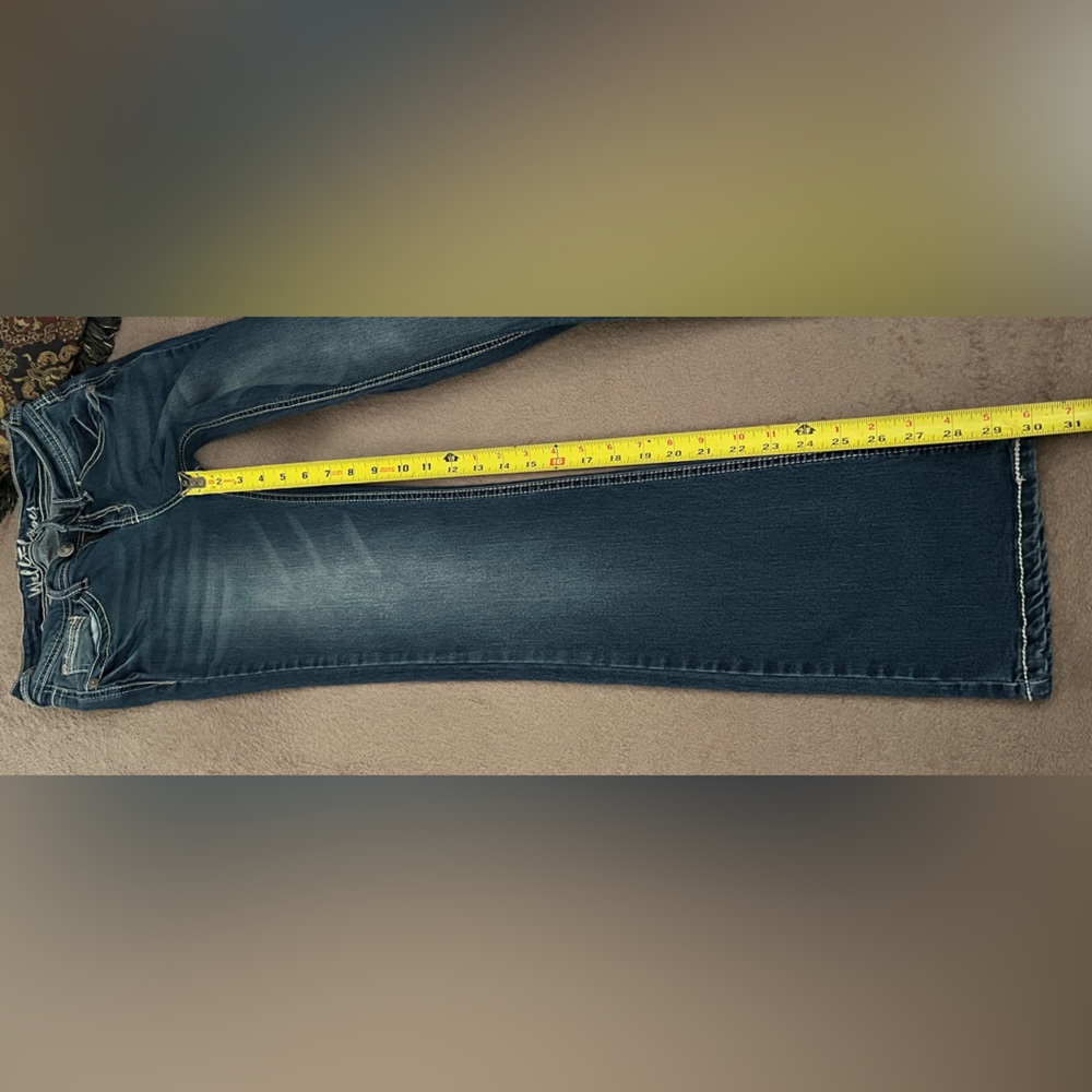 Wallflower women’s jeans like new